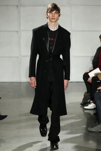 Look 40